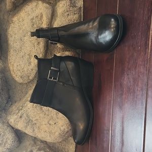 Vince Camuto Ankle Boots Sz 9.5